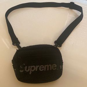 SUPREME SMALL SHOULDER BAG (SS20) BLACK